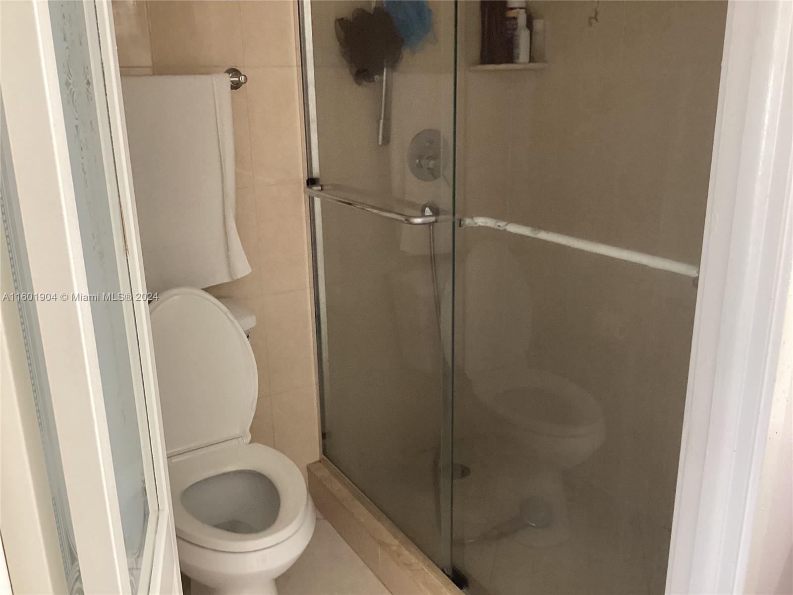 WINSTON TOWERS 700 CONDO - Residential Lease
