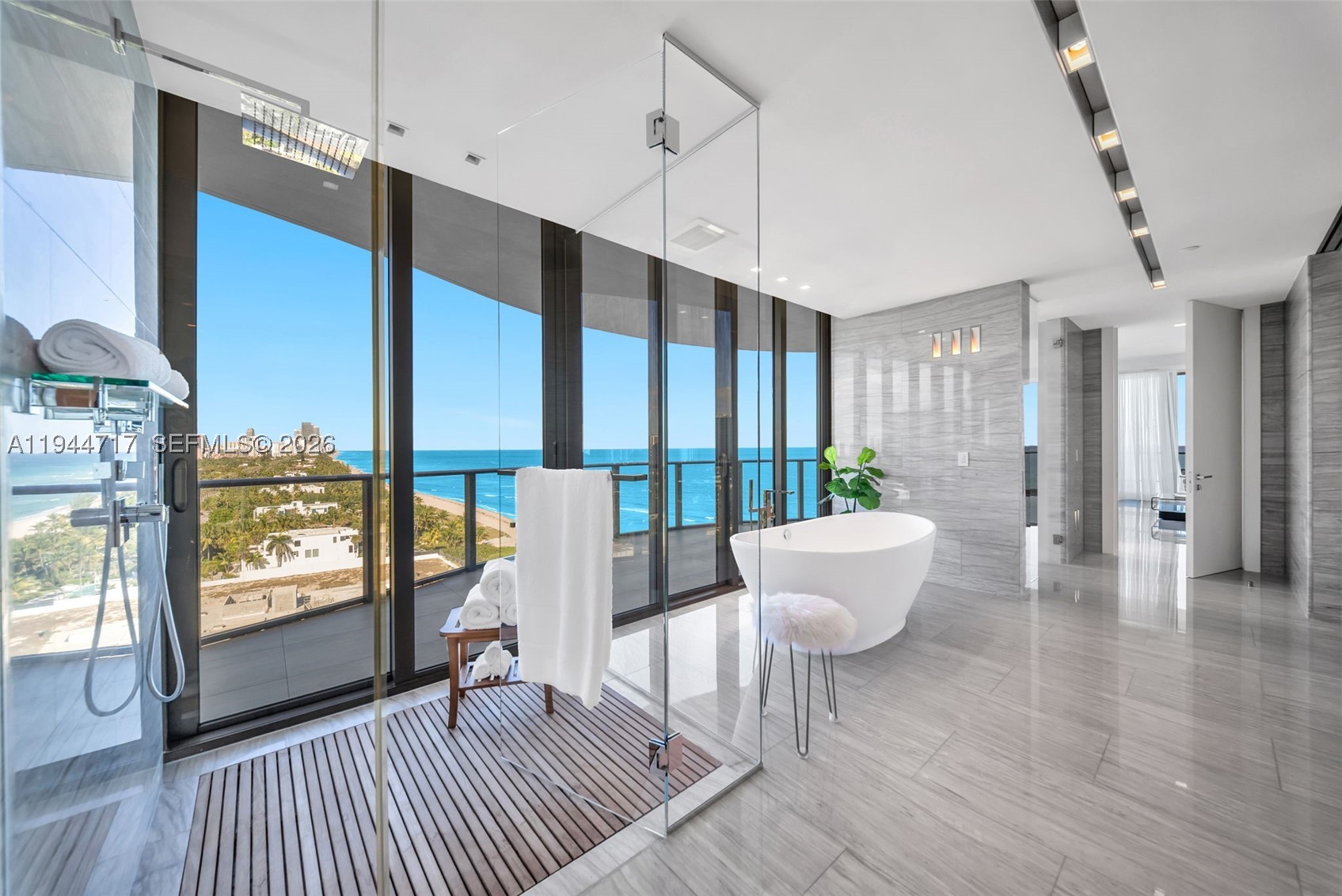REGALIA CONDO - Residential