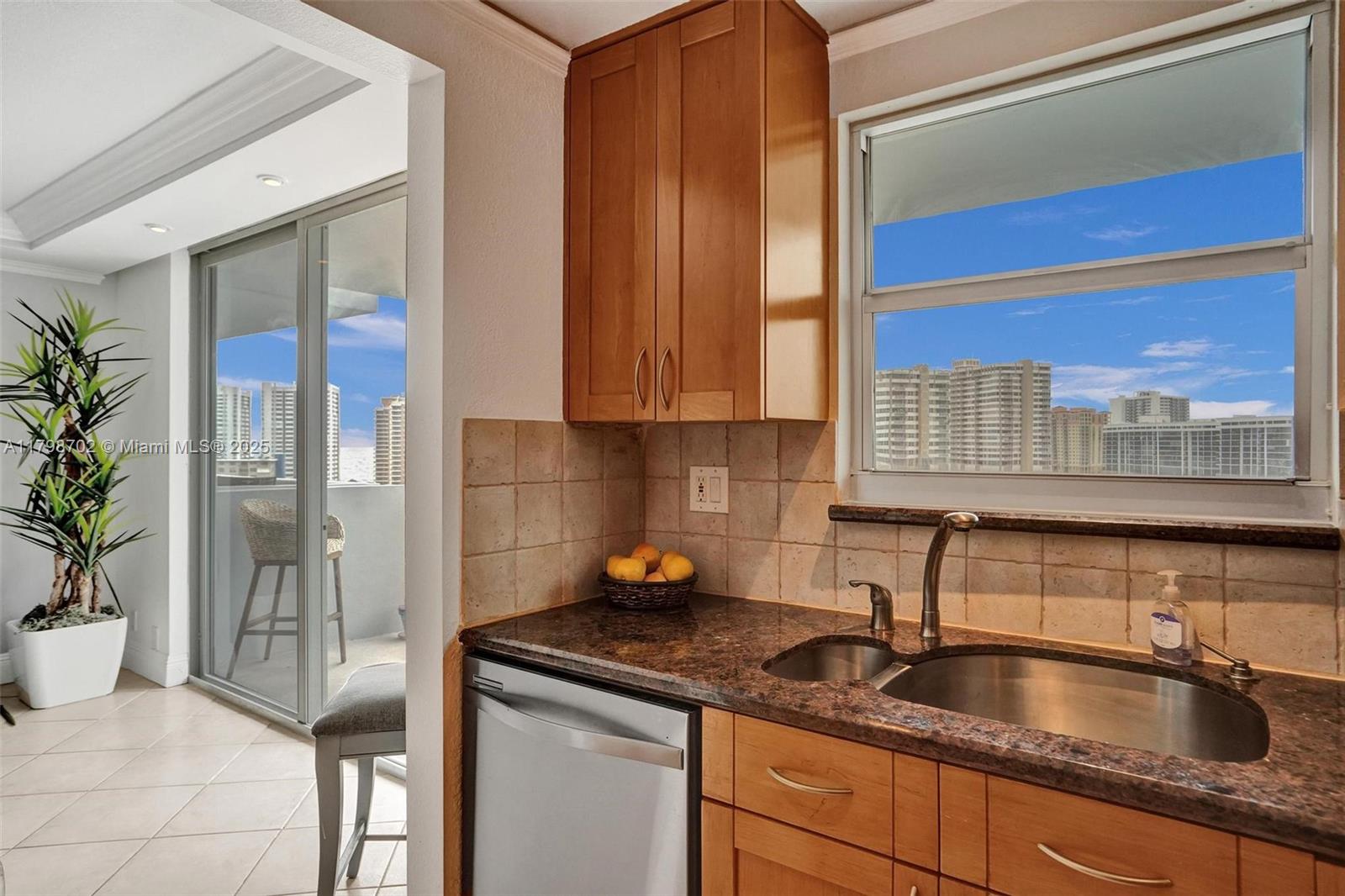GOLDEN SURF TOWERS CONDO - Residential