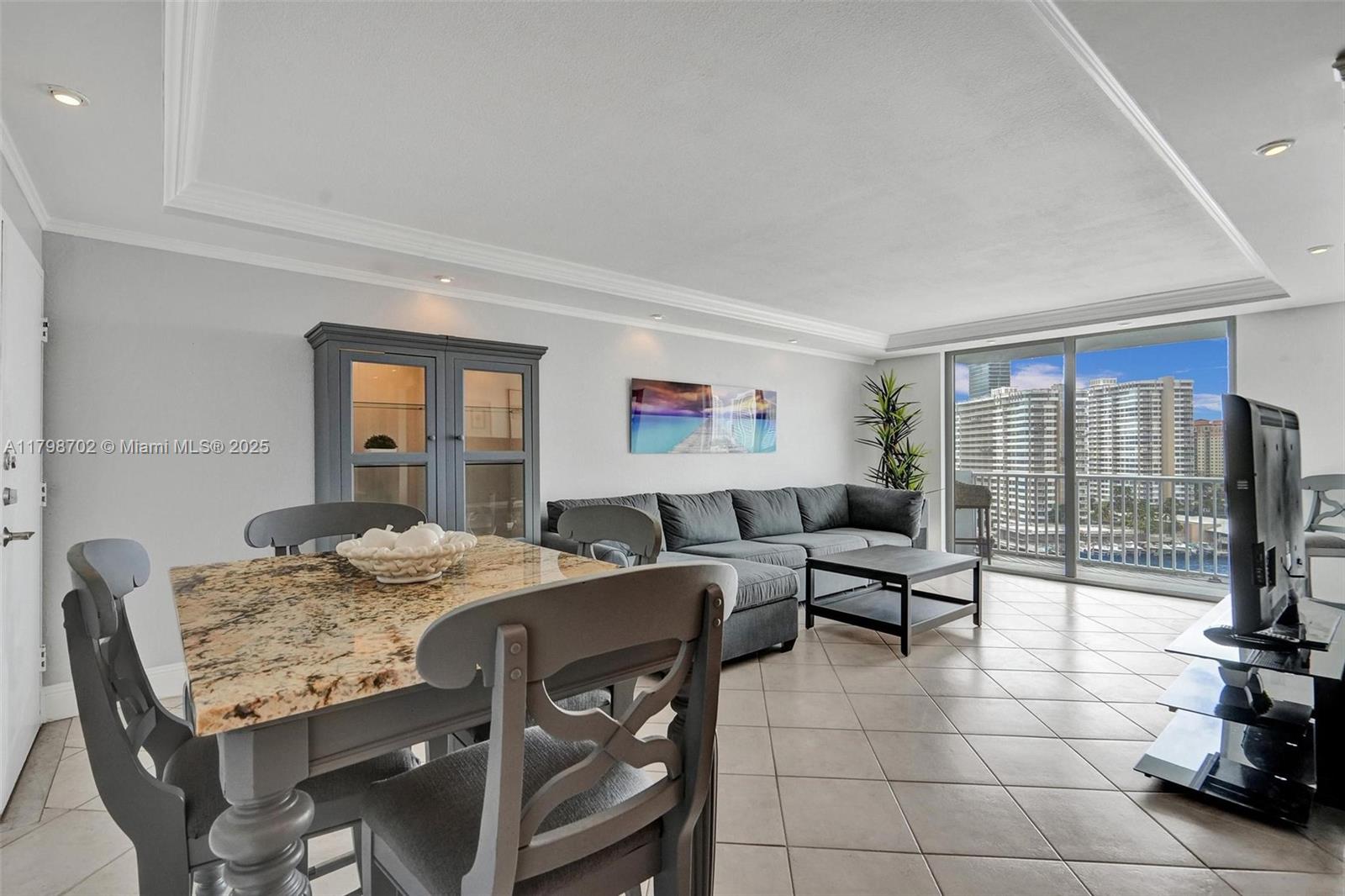 GOLDEN SURF TOWERS CONDO - Residential