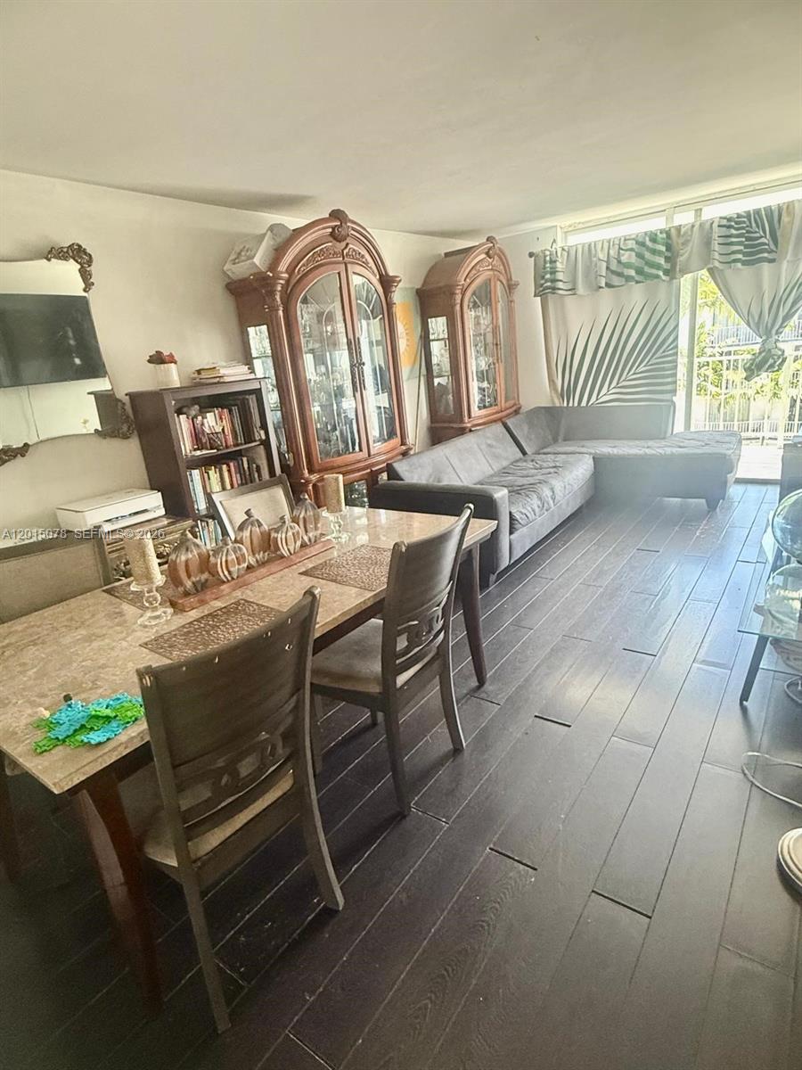 MONTECARLO CONDO - Residential