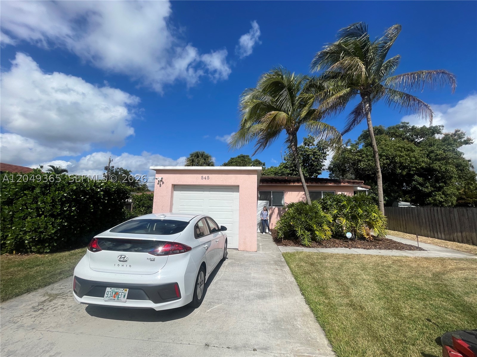 ALHAMBRA HEIGHTS - Residential Lease