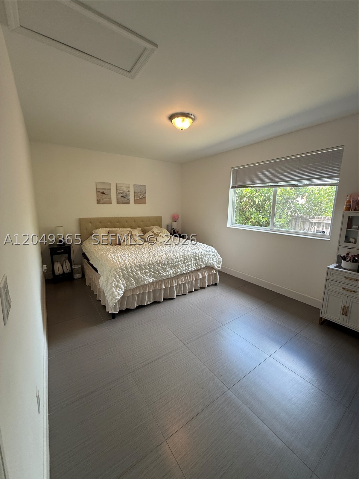 ALHAMBRA HEIGHTS - Residential Lease