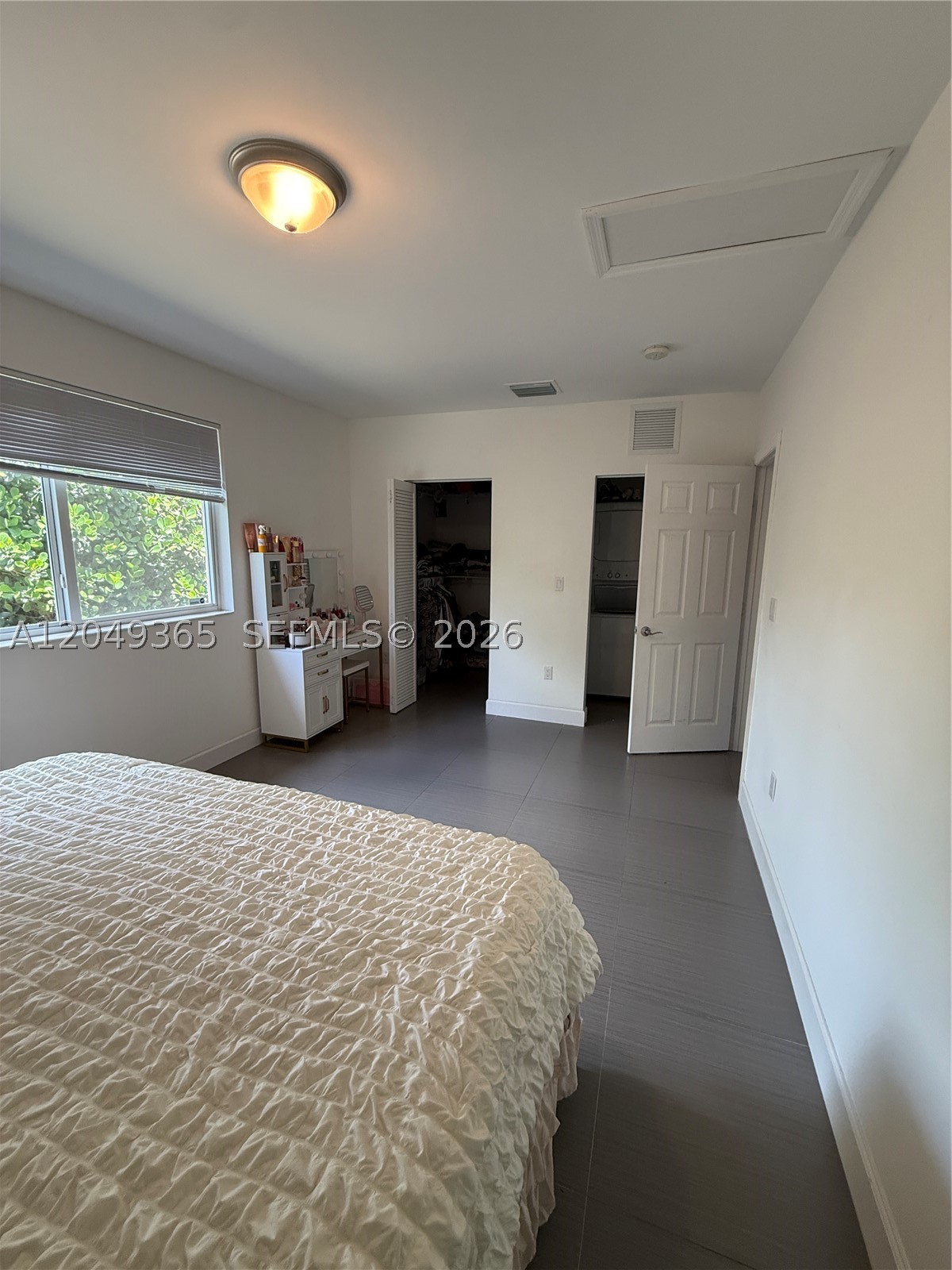 ALHAMBRA HEIGHTS - Residential Lease