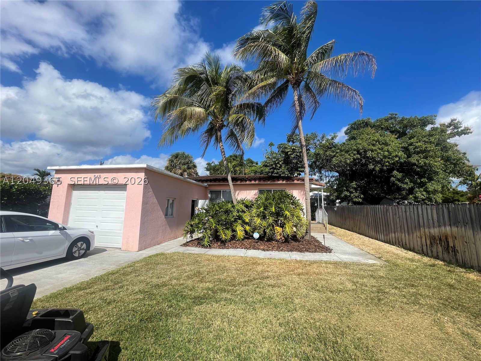 ALHAMBRA HEIGHTS - Residential Lease