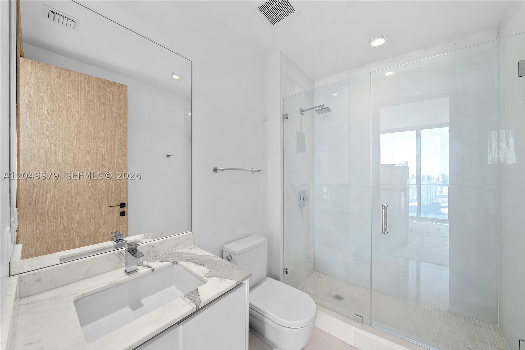PARQUE TOWERS CONDO - Residential