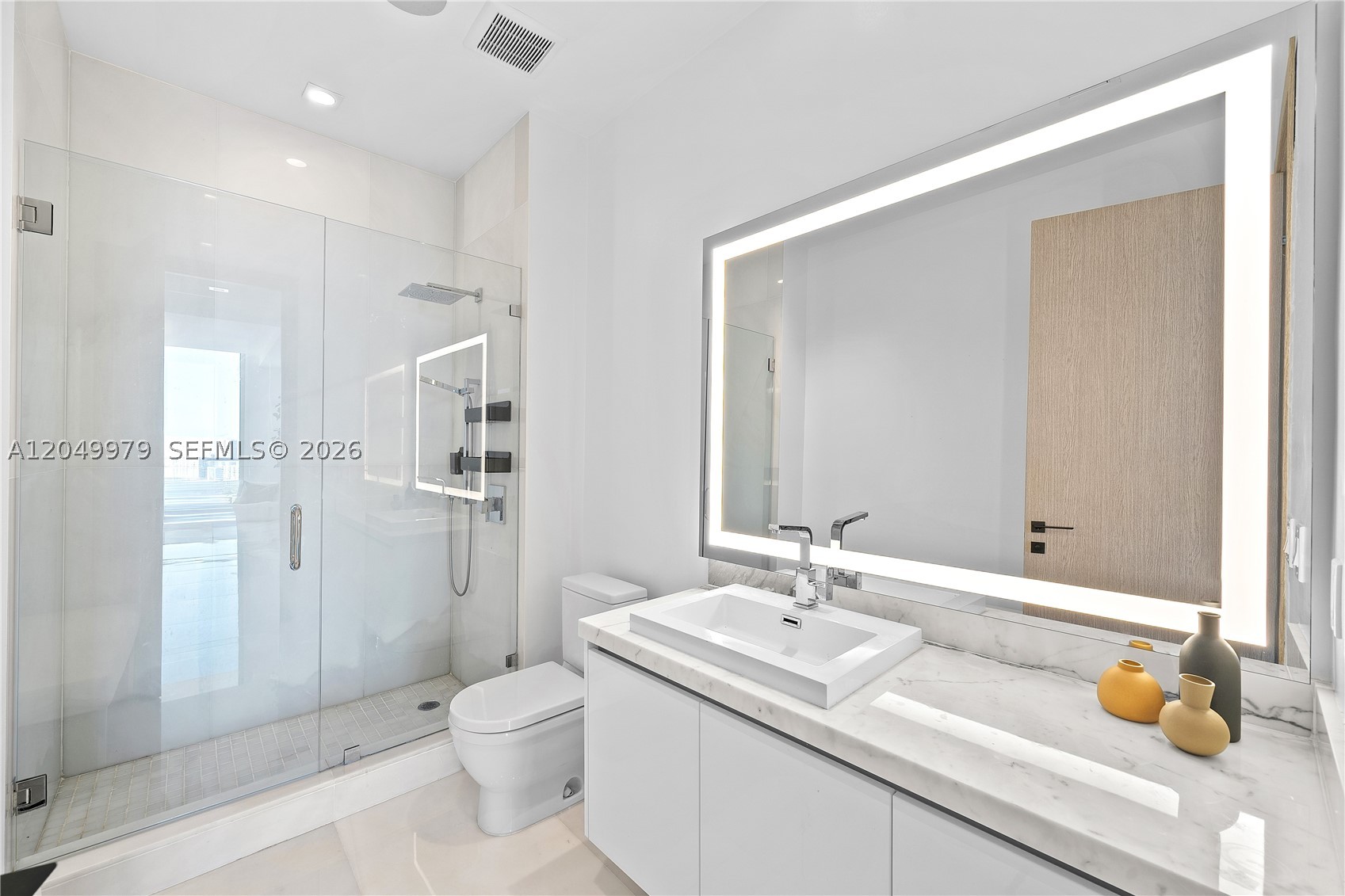 PARQUE TOWERS CONDO - Residential