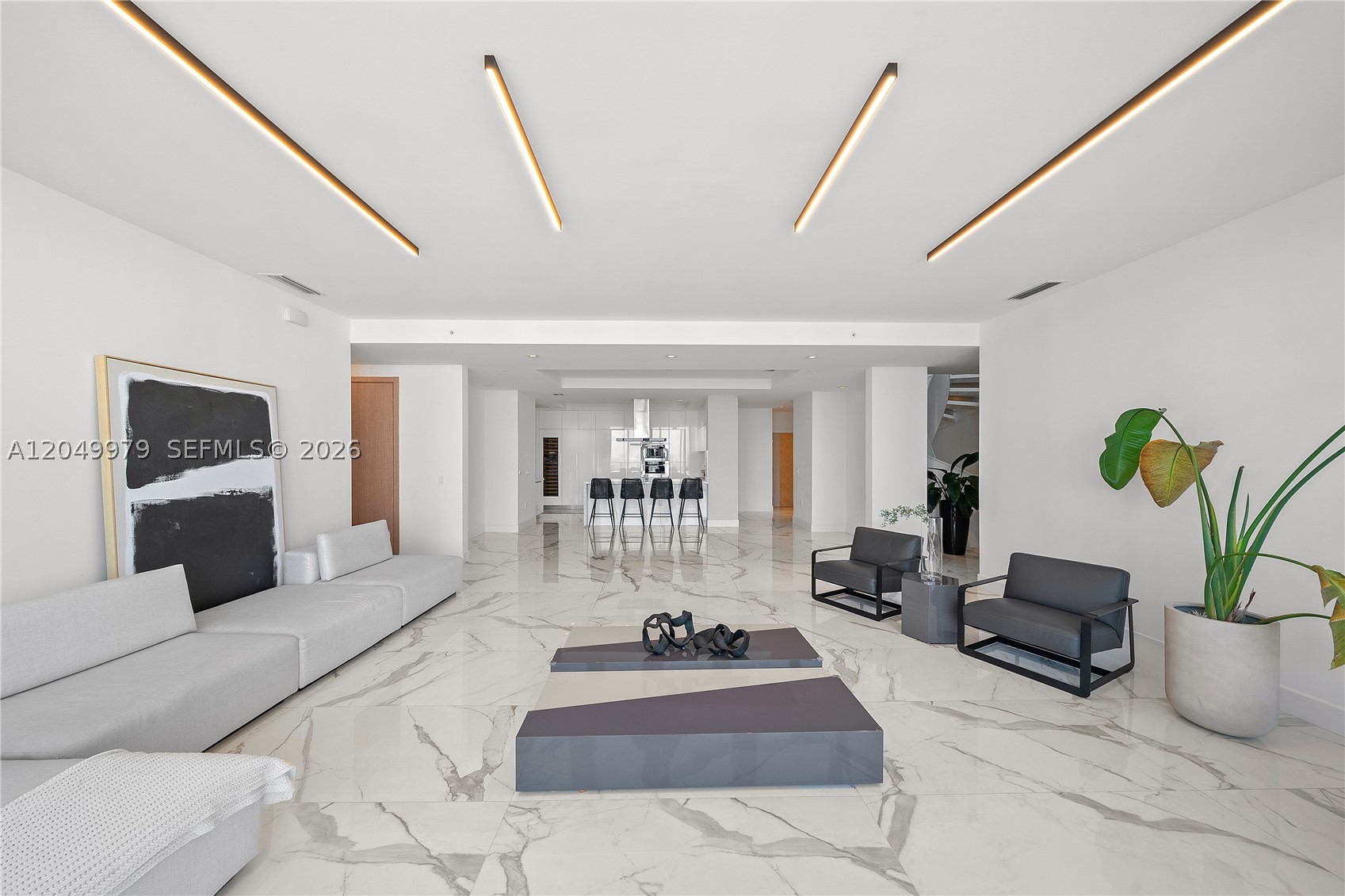 PARQUE TOWERS CONDO - Residential