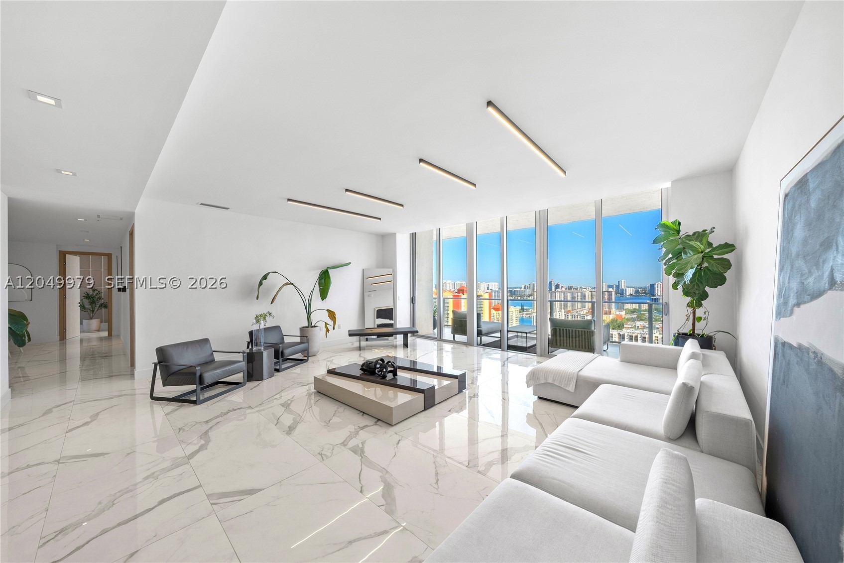 PARQUE TOWERS CONDO - Residential