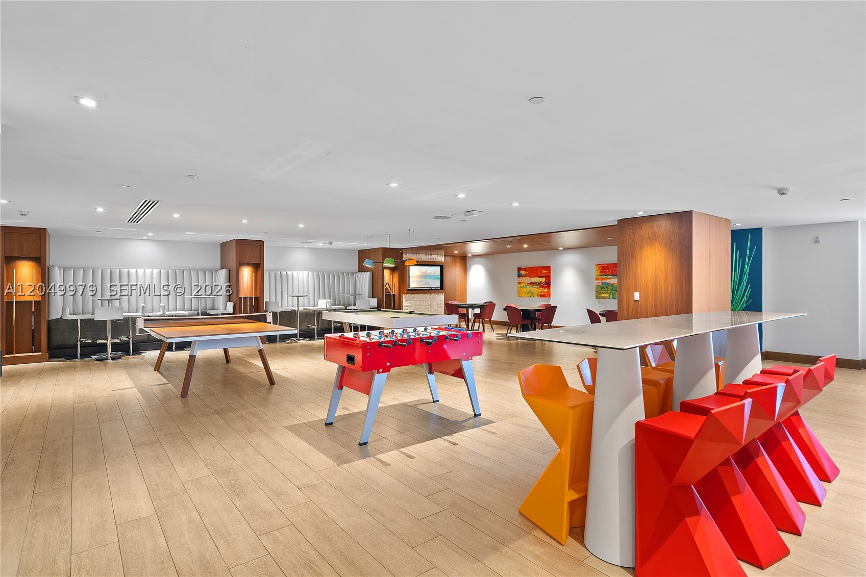 PARQUE TOWERS CONDO - Residential