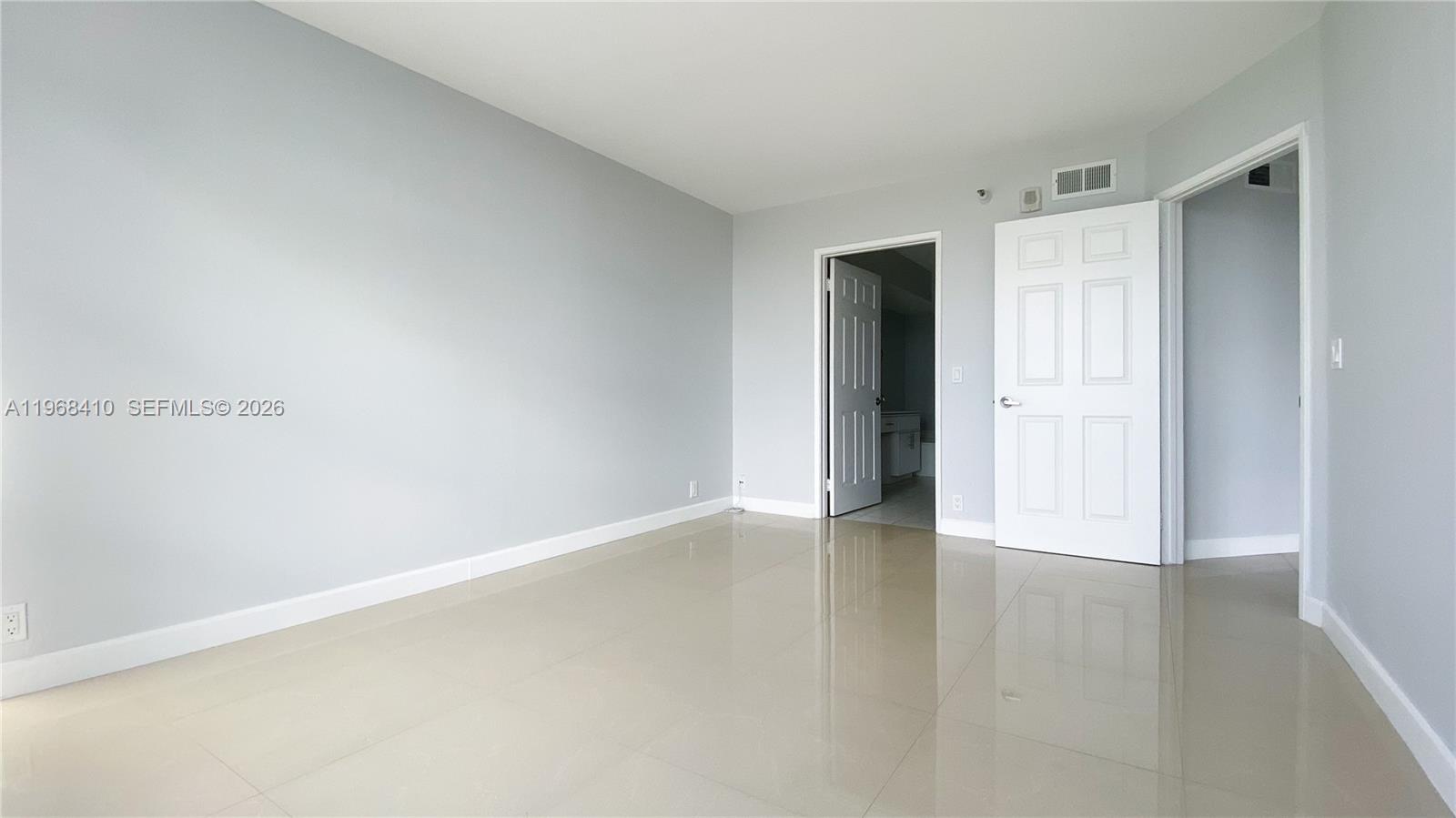 MYSTIC POINTE TOWER 600 C - Residential