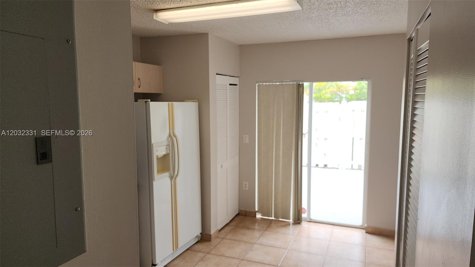LAGO LINDO TOWNVILLAS CON - Residential