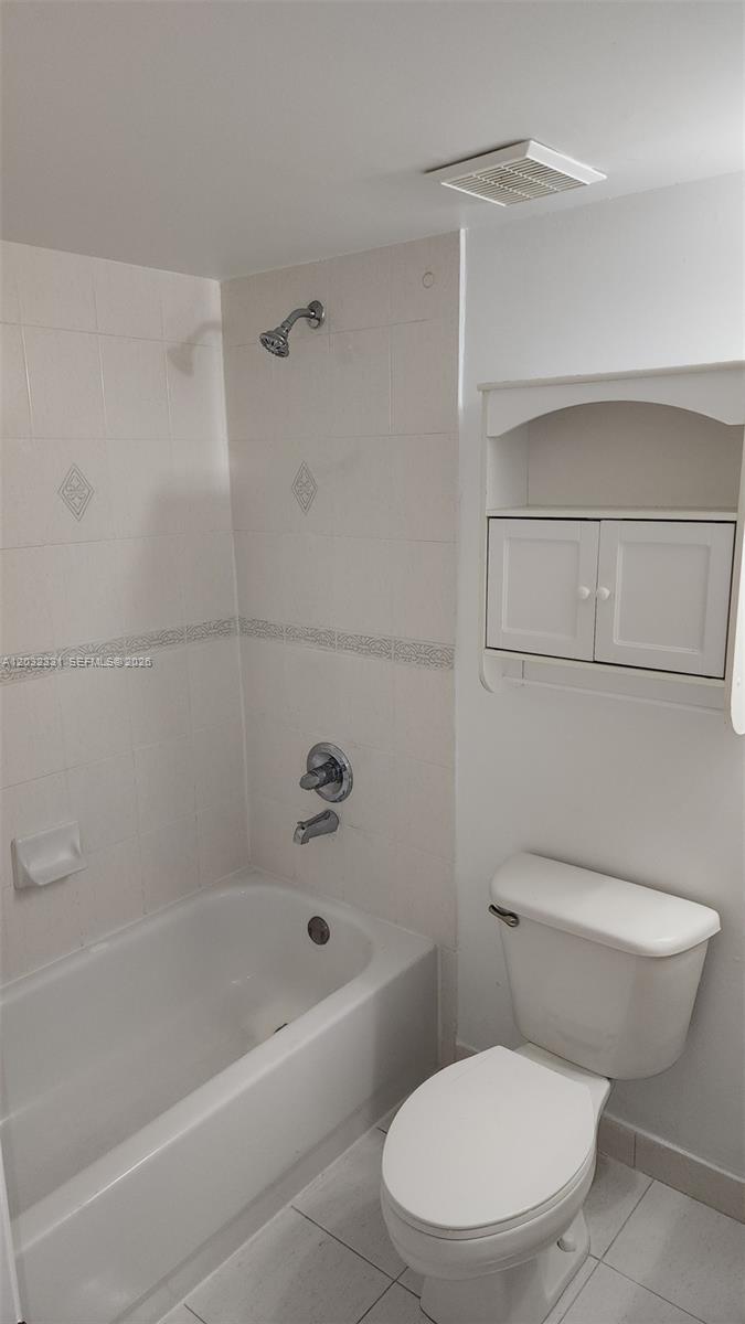 LAGO LINDO TOWNVILLAS CON - Residential