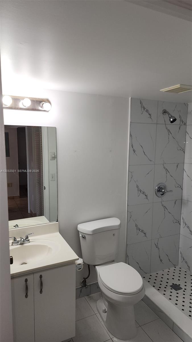 LAGO LINDO TOWNVILLAS CON - Residential