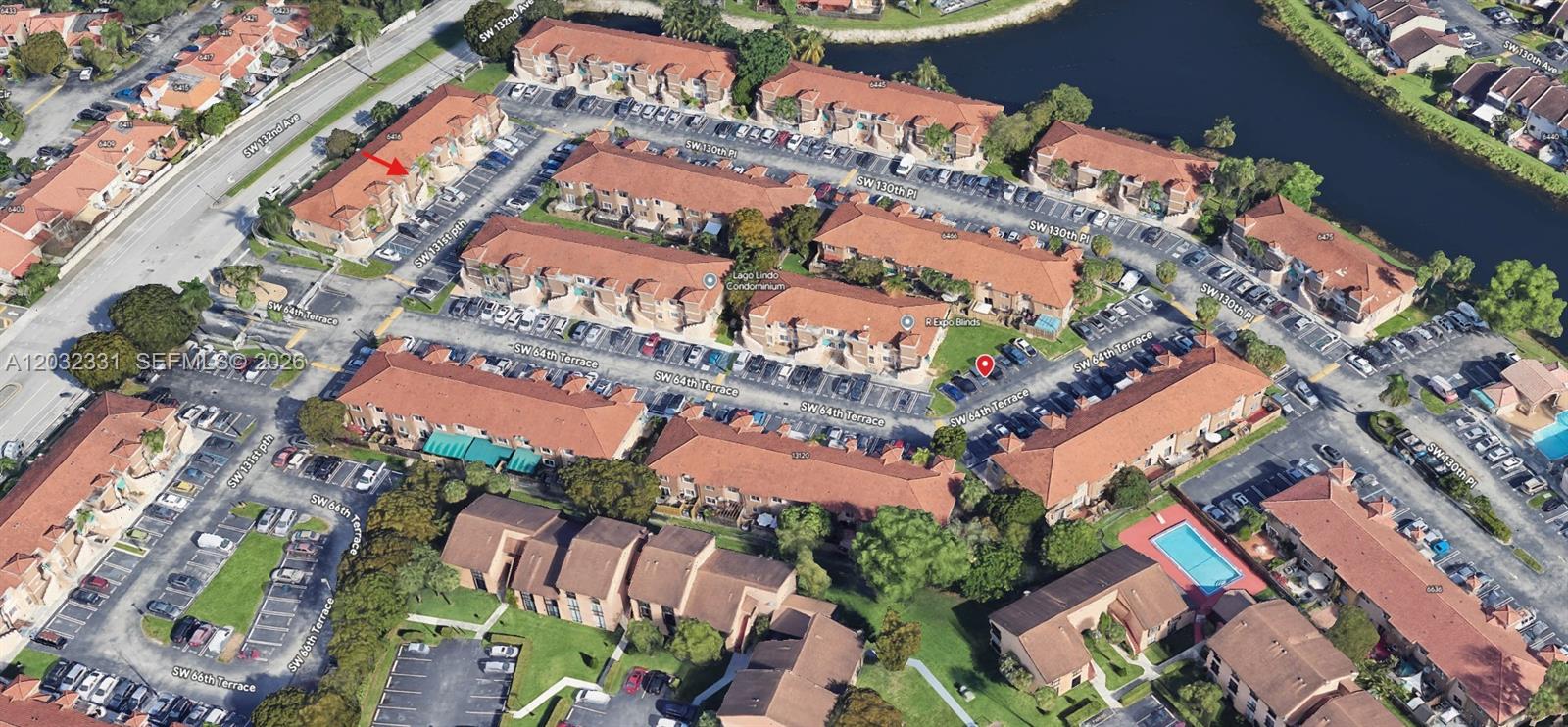 LAGO LINDO TOWNVILLAS CON - Residential