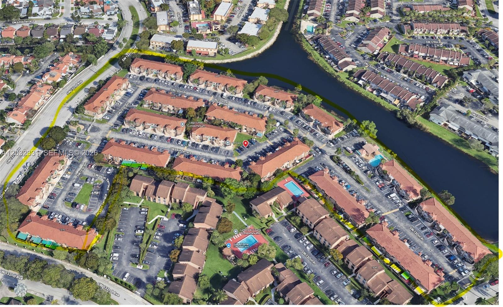 LAGO LINDO TOWNVILLAS CON - Residential