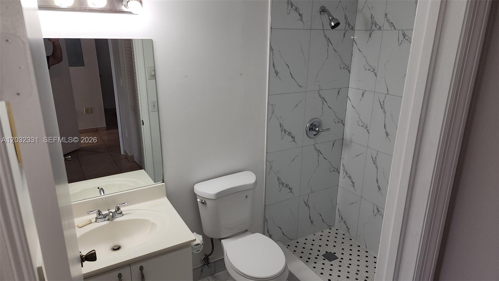 LAGO LINDO TOWNVILLAS CON - Residential