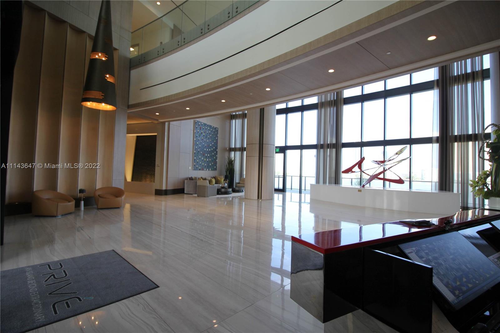PRIVE CONDO - Residential Lease