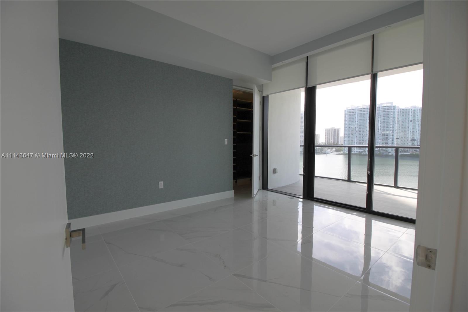 PRIVE CONDO - Residential Lease