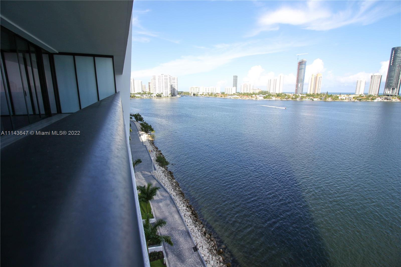 PRIVE CONDO - Residential Lease