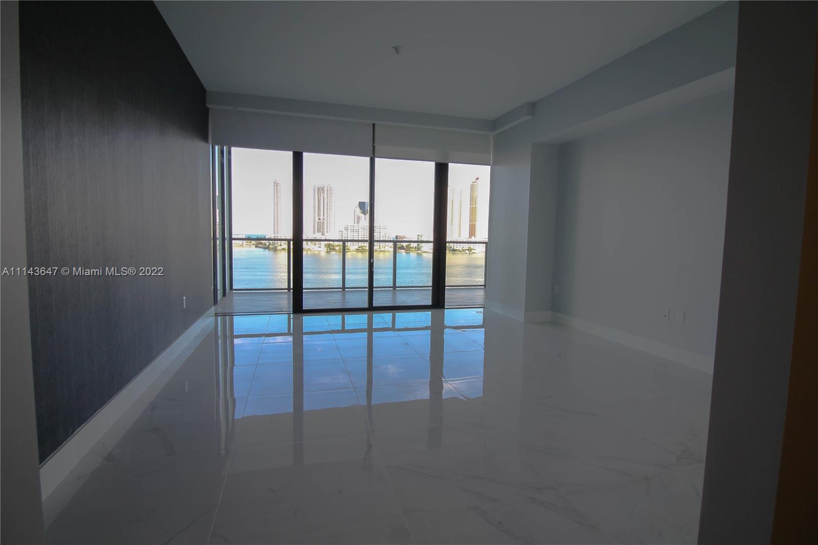 PRIVE CONDO - Residential Lease
