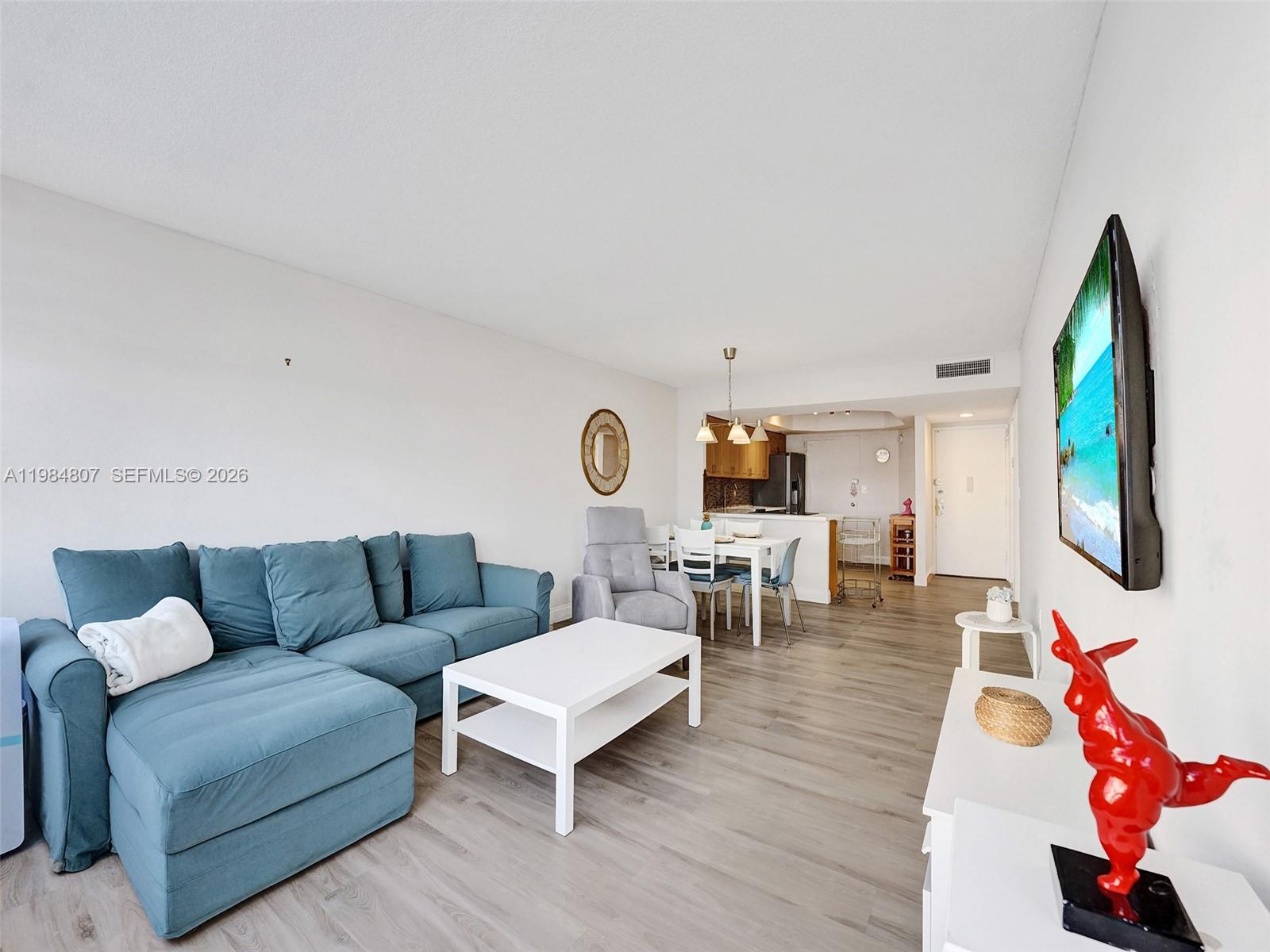 BUCKLEY TOWERS CONDO - EA - Residential