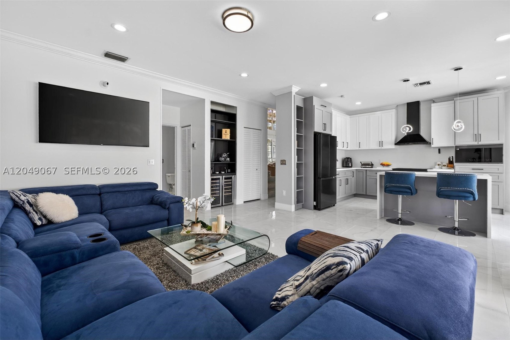 LAKES AT BOCA RATON PAR K - Residential Lease