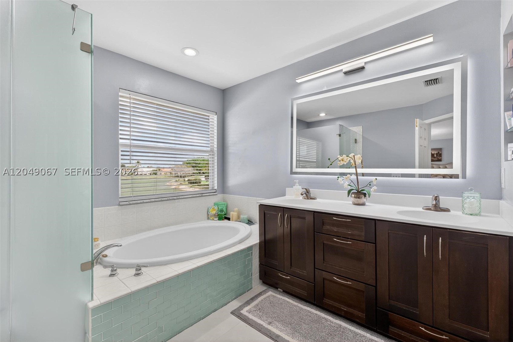 LAKES AT BOCA RATON PAR K - Residential Lease