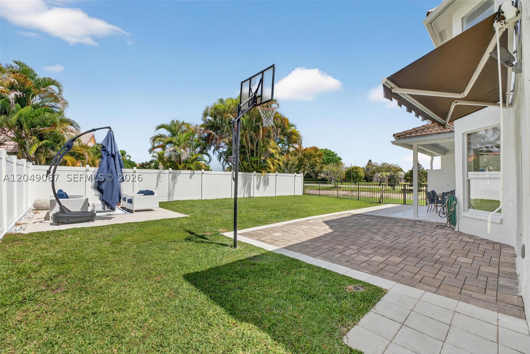 LAKES AT BOCA RATON PAR K - Residential Lease