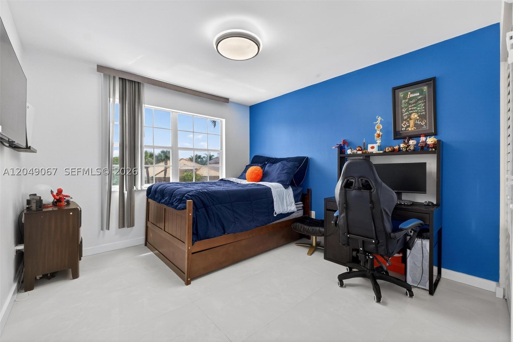 LAKES AT BOCA RATON PAR K - Residential Lease