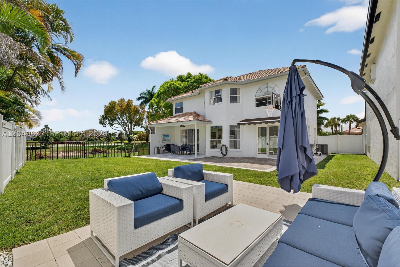 LAKES AT BOCA RATON PAR K - Residential Lease