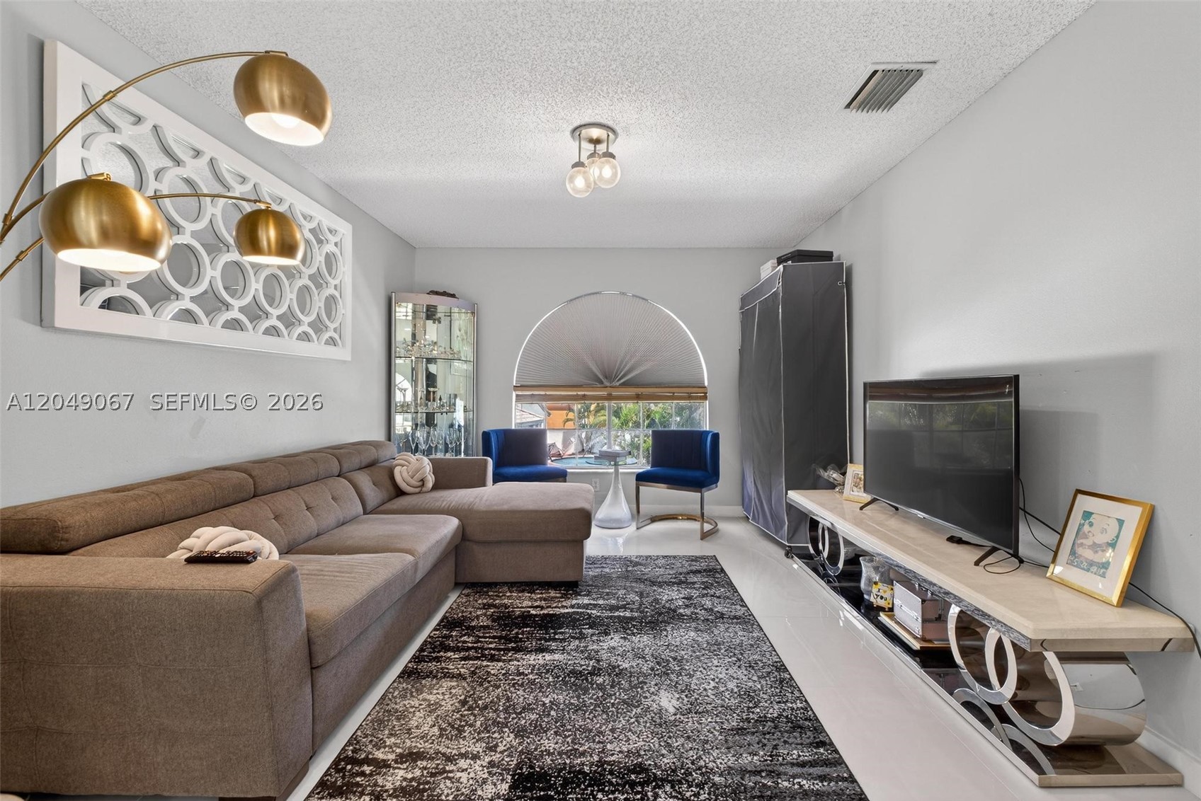 LAKES AT BOCA RATON PAR K - Residential Lease