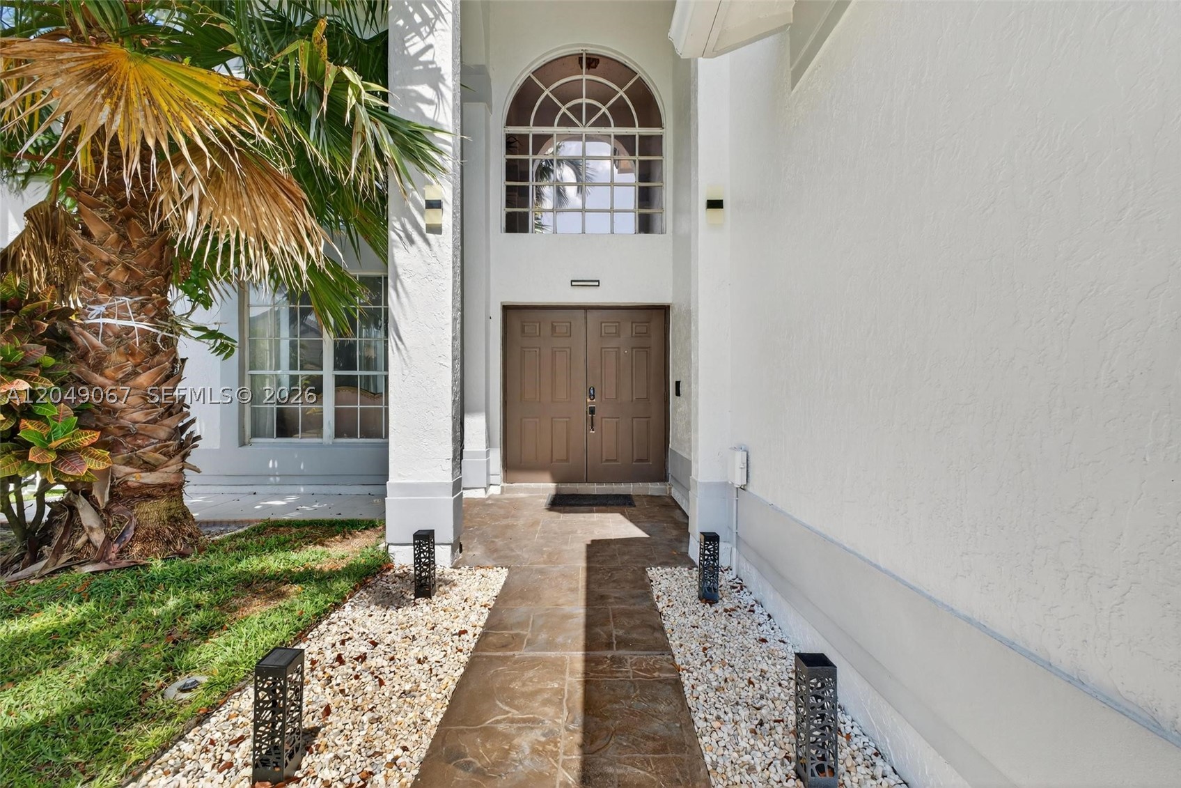 LAKES AT BOCA RATON PAR K - Residential Lease