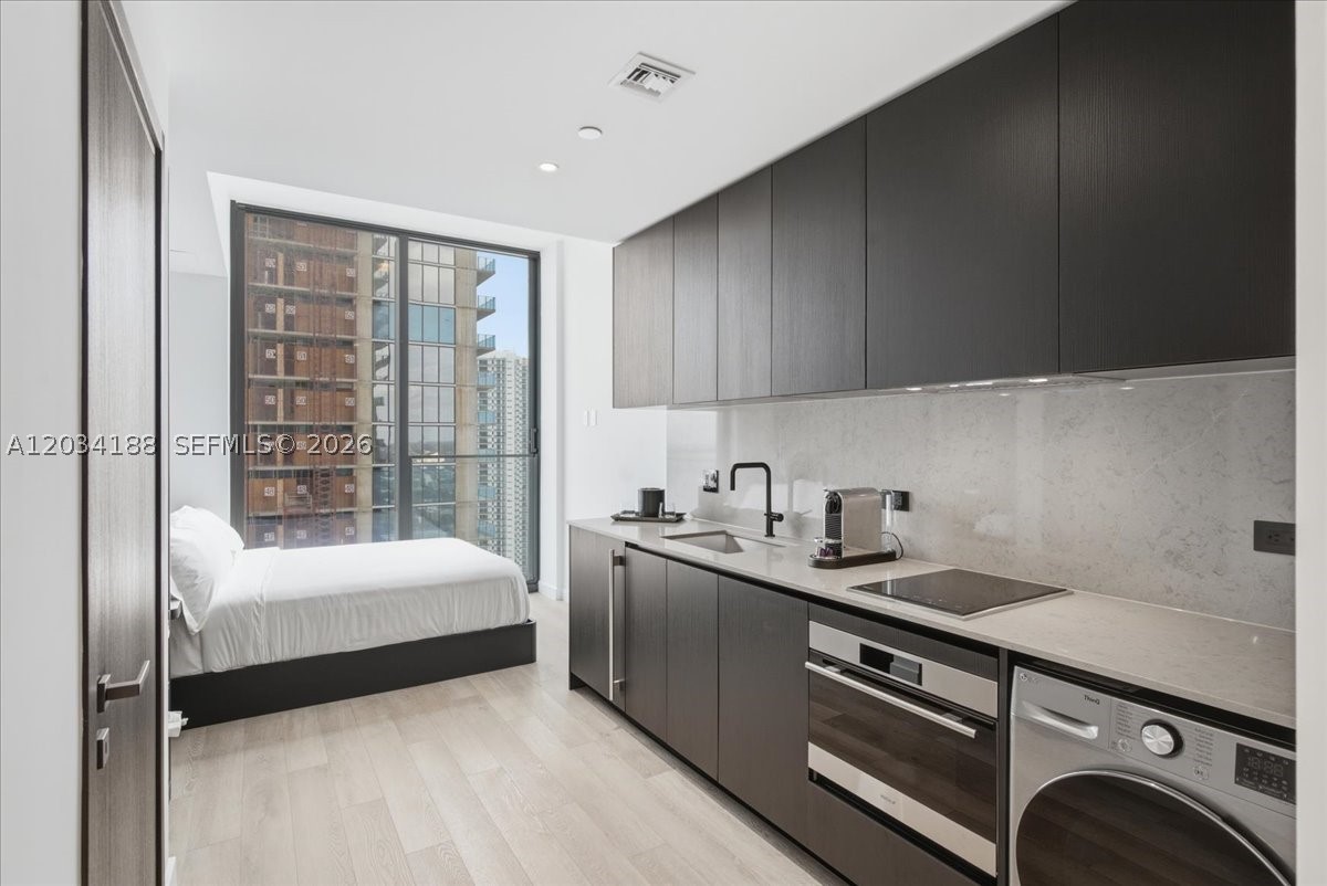 E11even Hotel & Residences - Residential