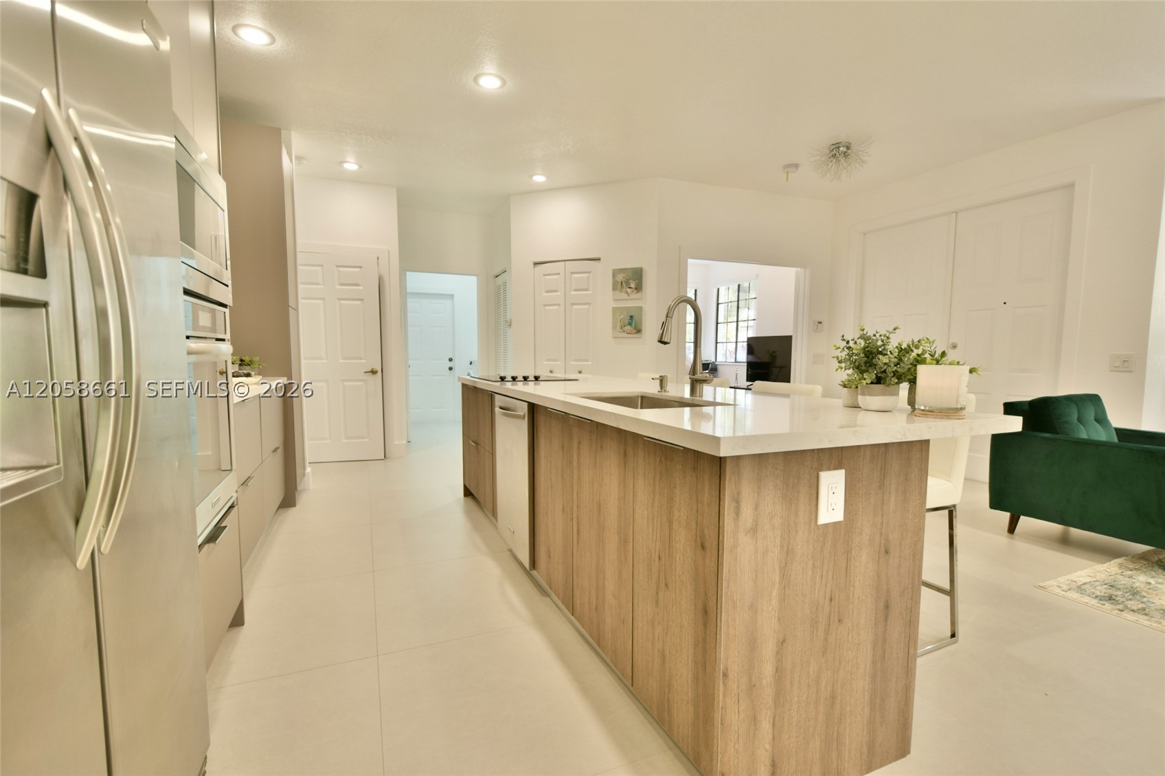 MARIPOSA POINTE AT WESTON - Residential