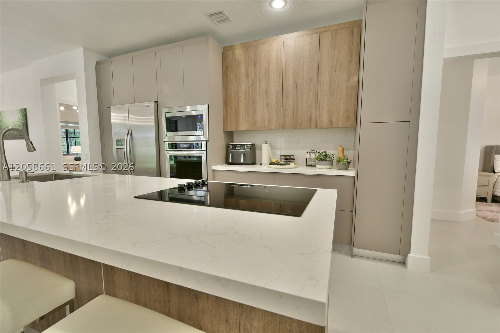 MARIPOSA POINTE AT WESTON - Residential