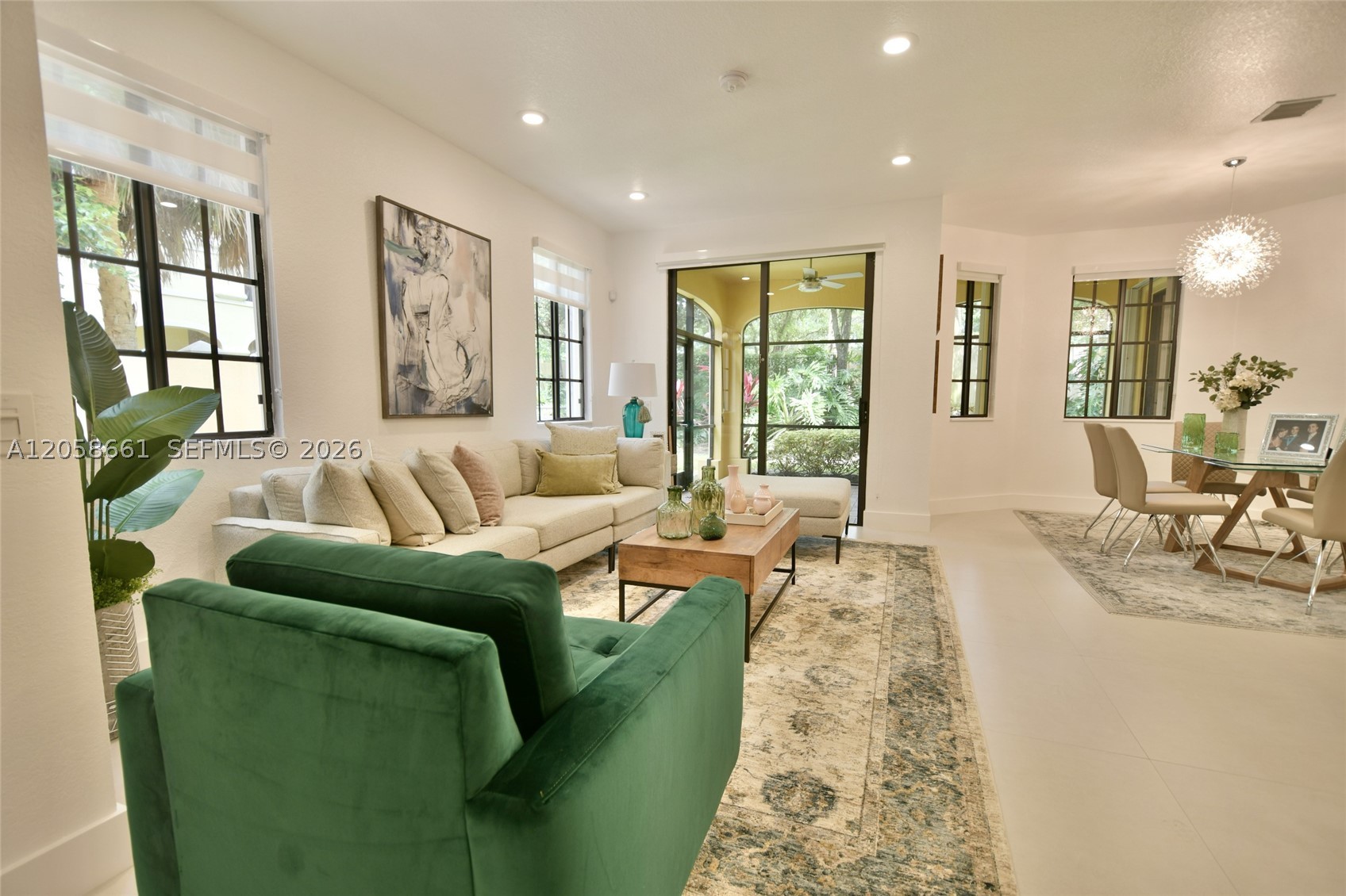 MARIPOSA POINTE AT WESTON - Residential
