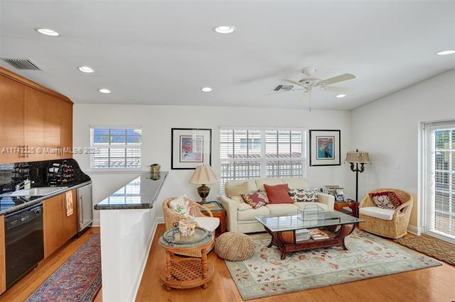 LIVERMORE ESTATES - Residential Lease