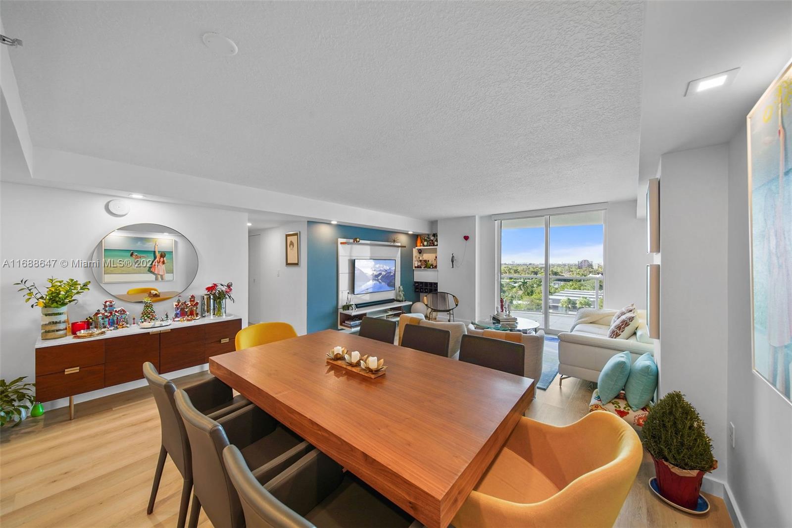 SKYLINE ON BRICKELL CONDO - Residential