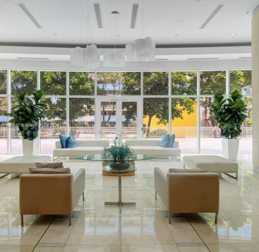 SKYLINE ON BRICKELL CONDO - Residential