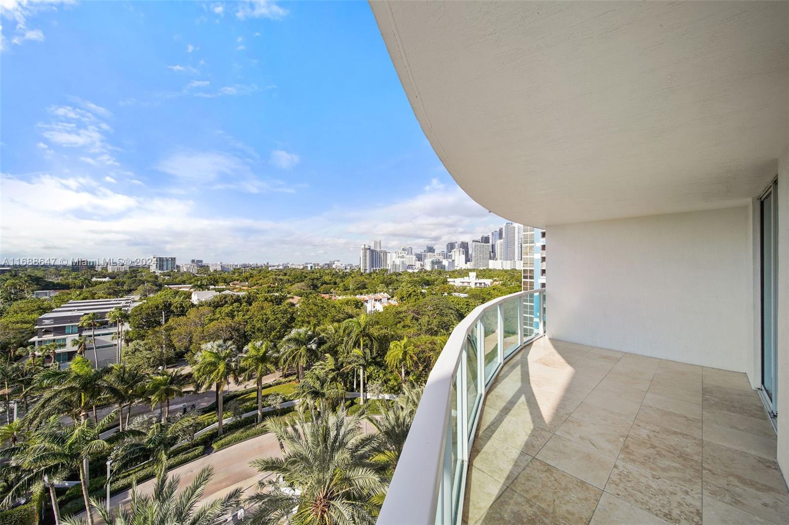 SKYLINE ON BRICKELL CONDO - Residential