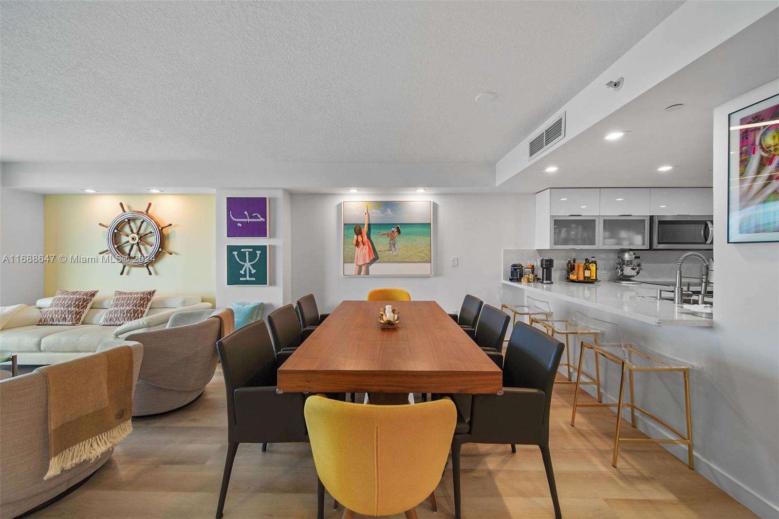 SKYLINE ON BRICKELL CONDO - Residential
