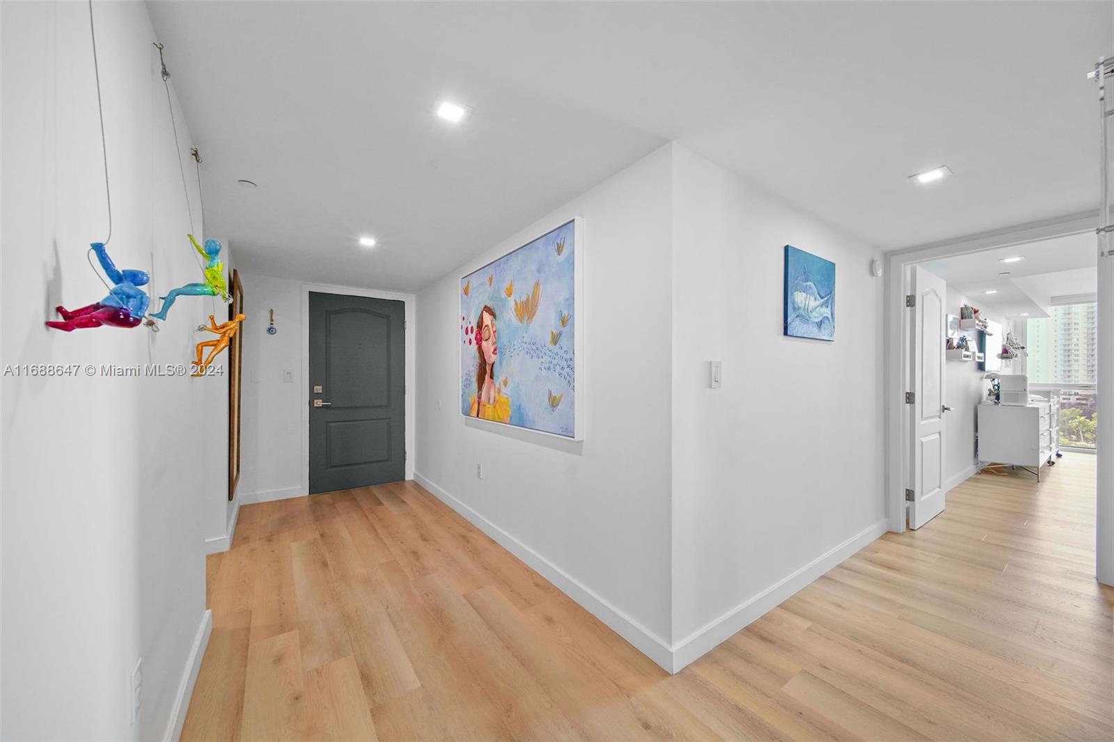 SKYLINE ON BRICKELL CONDO - Residential
