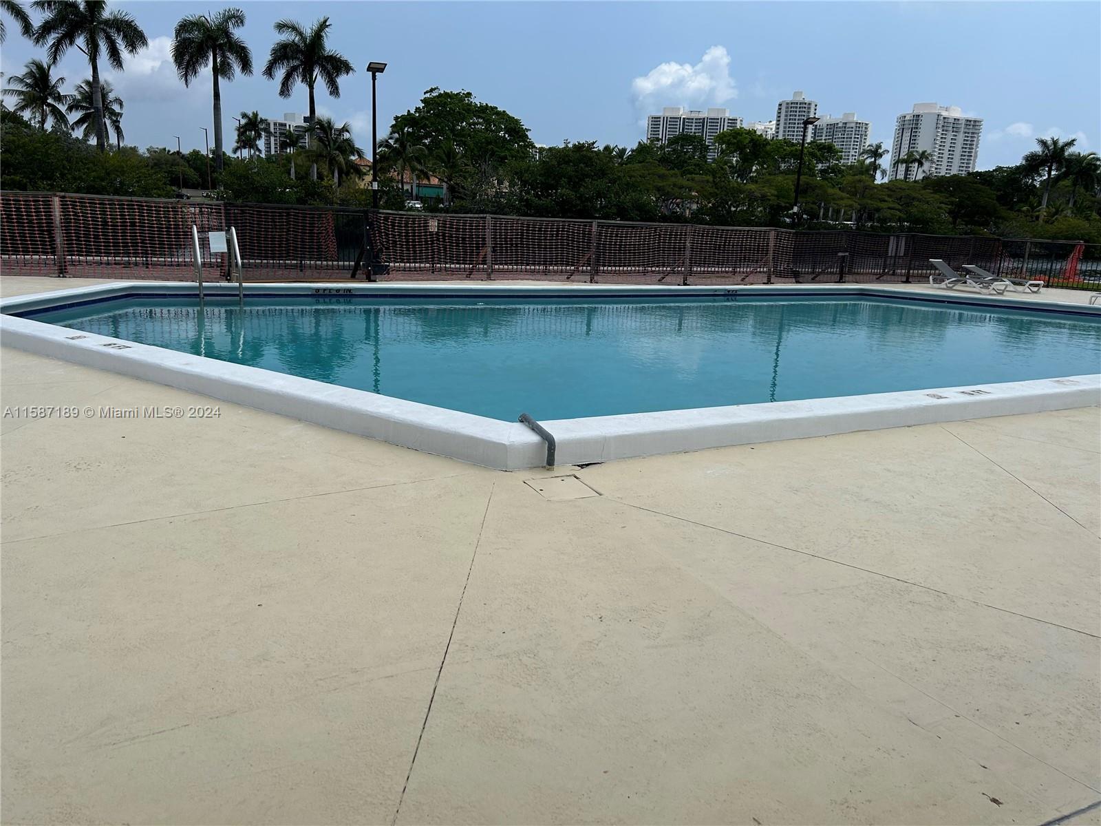 ENSENADA CONDO BLDG E-II - Residential Lease