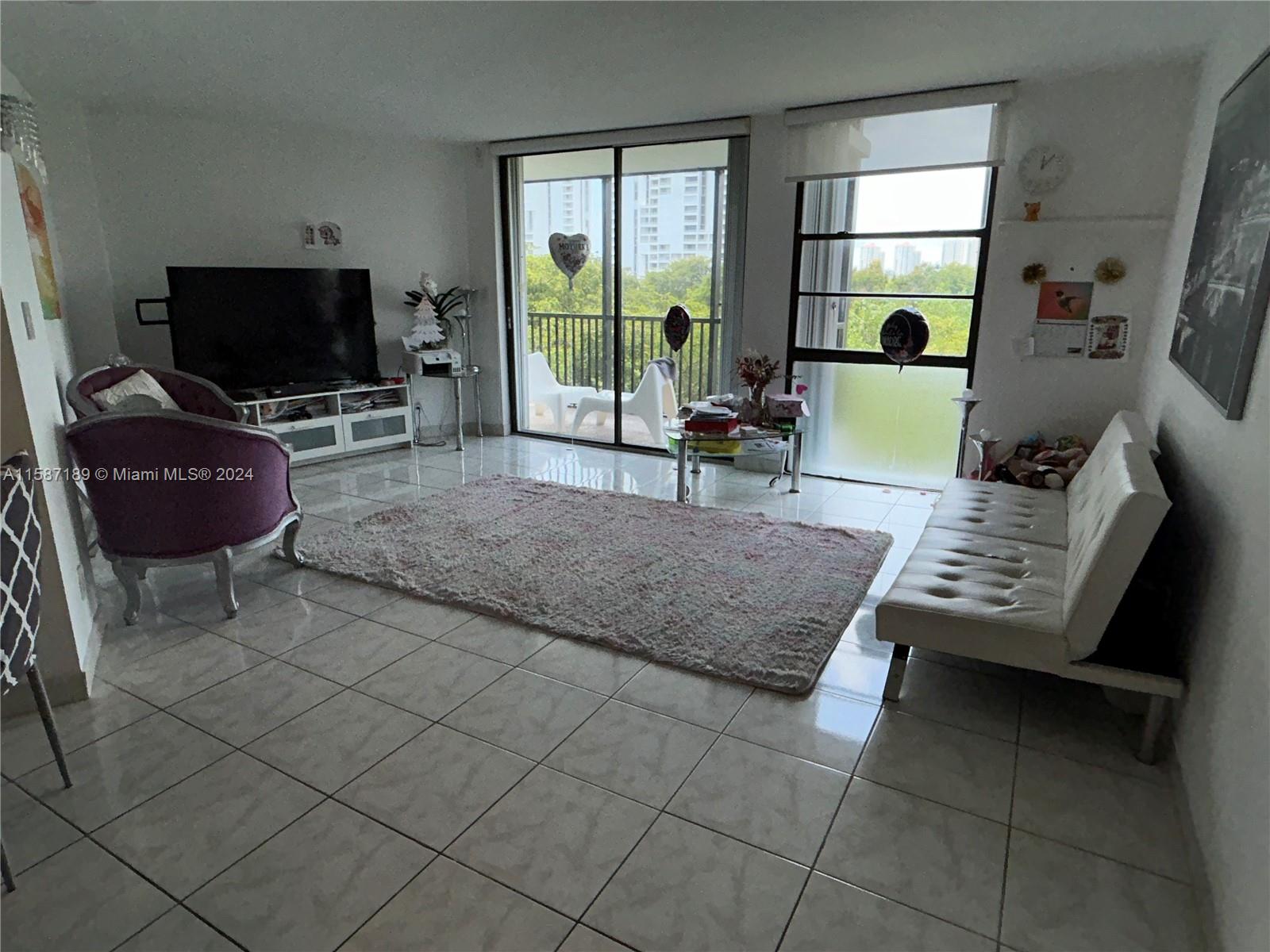 ENSENADA CONDO BLDG E-II - Residential Lease