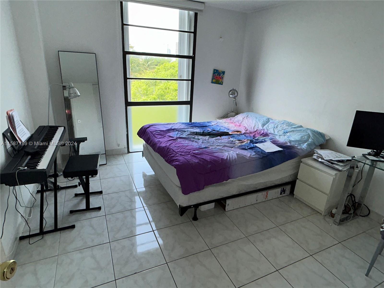 ENSENADA CONDO BLDG E-II - Residential Lease