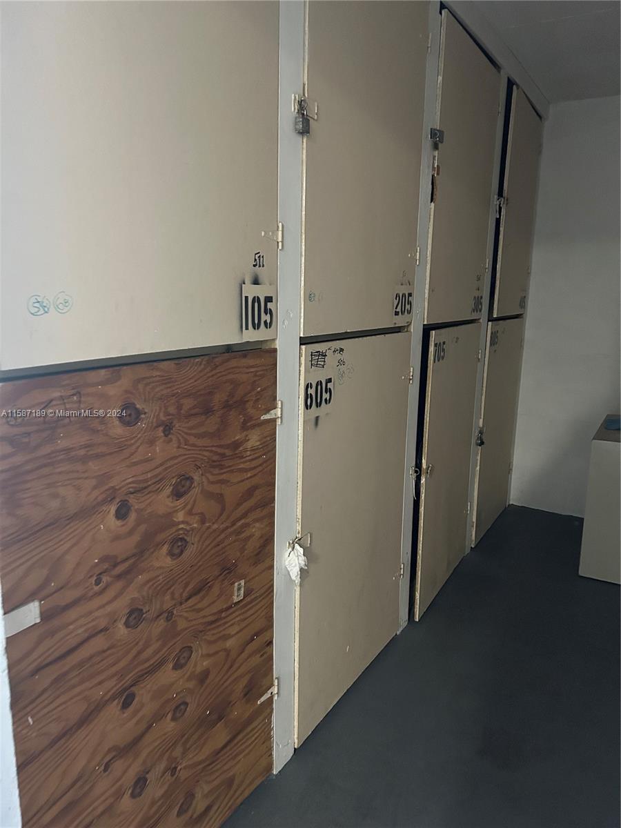 ENSENADA CONDO BLDG E-II - Residential Lease