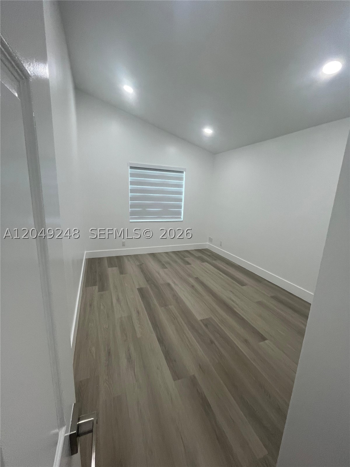 ROYAL PALM COMMUNITY - Residential