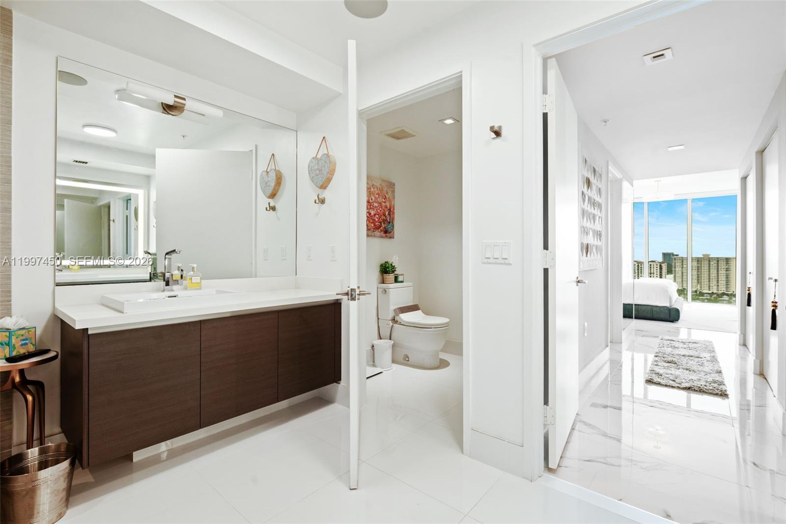PARQUE TOWERS CONDO - Residential