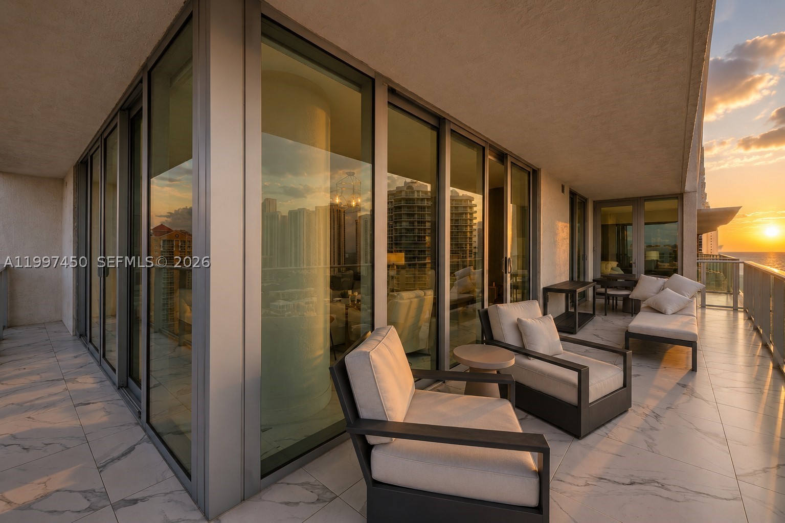 PARQUE TOWERS CONDO - Residential